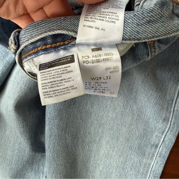 Levi’s Ribcage Wide Leg Jean - Picture 7 of 13